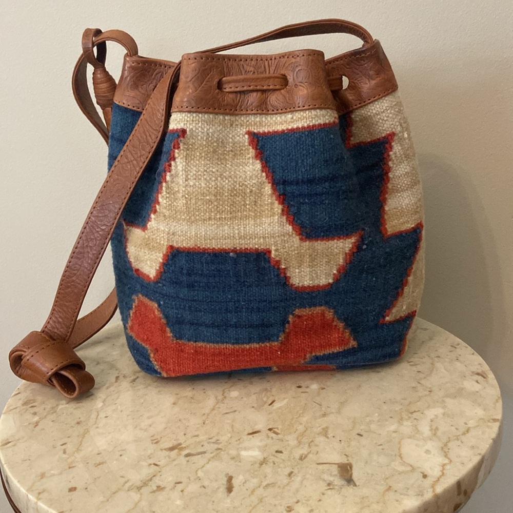 Beautiful Handmade Purse - Picture 3 of 7